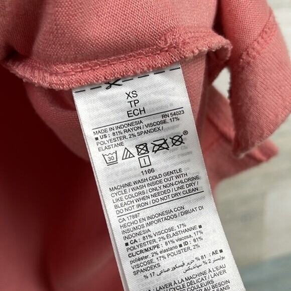 OLD NAVY Soft Stretchy Hoodie Sweater Pink Womens XS - Picture 4 of 4